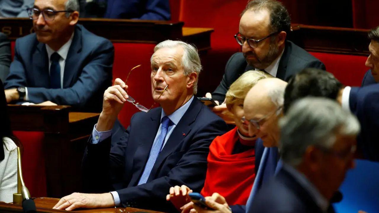 France's Government Ousted in No-Confidence Vote: What's Next