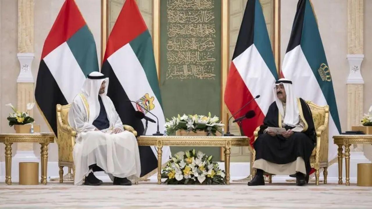 UAE President and Emir of Kuwait Discuss Strengthening Bilateral Ties