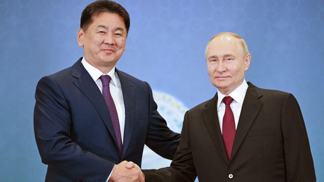 Putin Welcomed in Mongolia Despite ICC Arrest Warrant