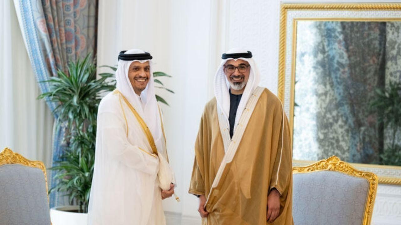 Abu Dhabi Crown Prince Meets Qatar's Prime Minister in Key Diplomatic Talks