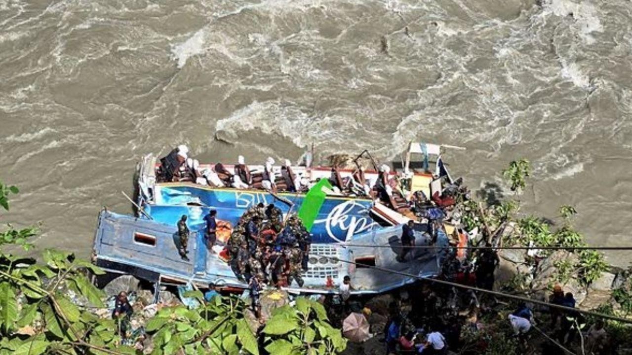 Spanish Tourist Found Dead in Nepal, Search Continues for Missing Companion