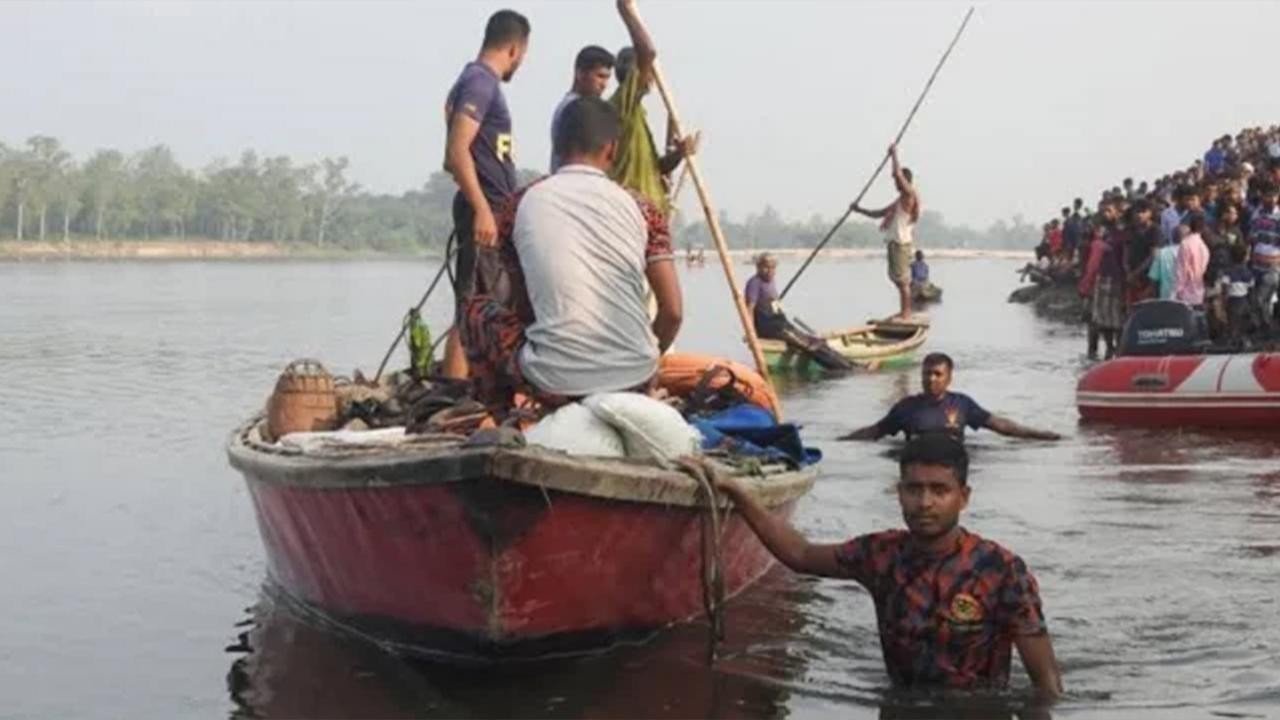 12 Pakistani fishermen perish in Arabian Sea boat accident, military confirms.