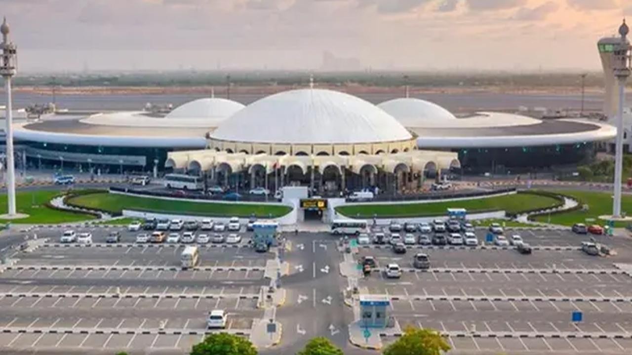 Sharjah Airport Celebrates Eid Al Fitr with Free Sweets for Passengers