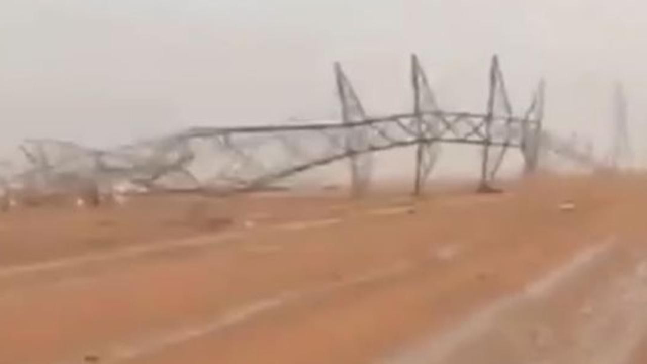 Severe Saudi Rainstorm Causes High-Voltage Tower Collapse