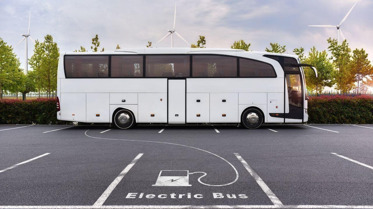 Jeddah Launches Eco-Friendly Buses and New City Routes