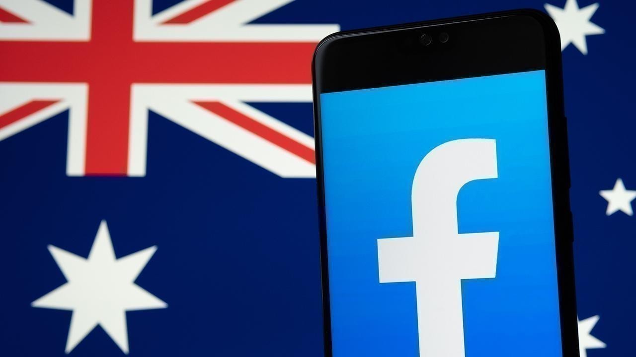 Australian media outlets retaliate after Facebook ends news agreement.