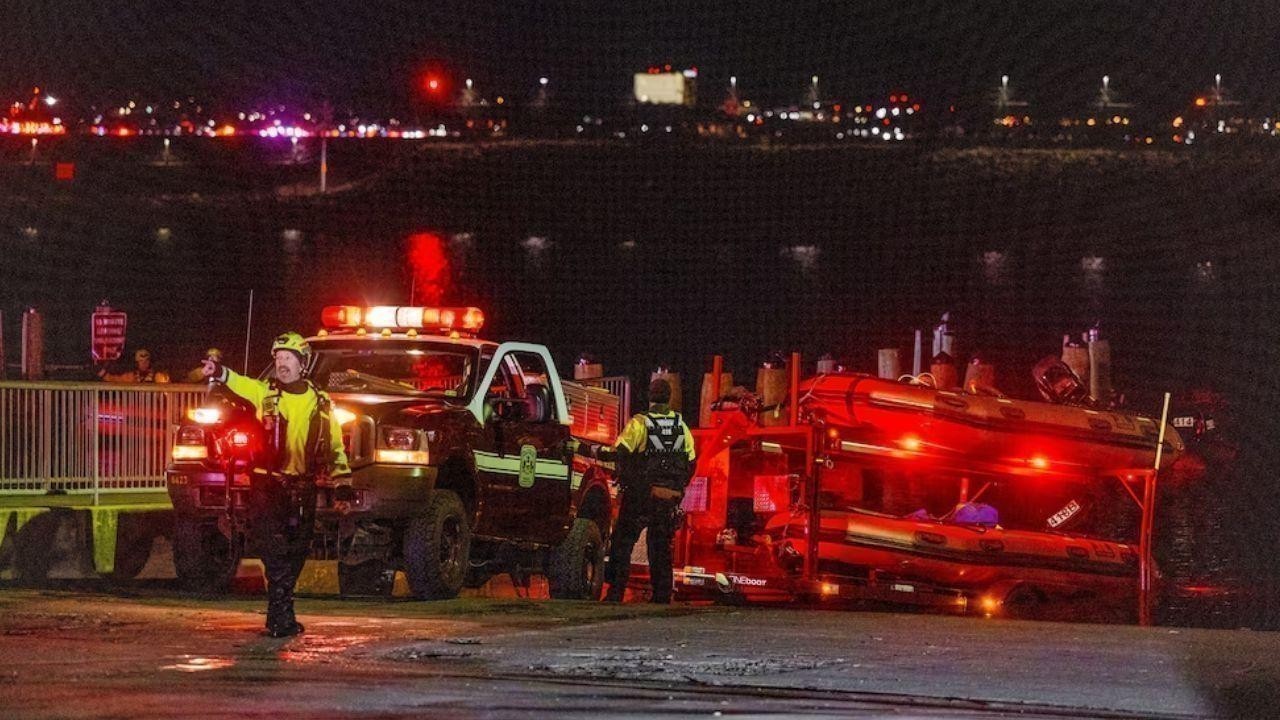 Trump Says Washington DC Plane Crash "Should Have Been Prevented"; Bodies Found
