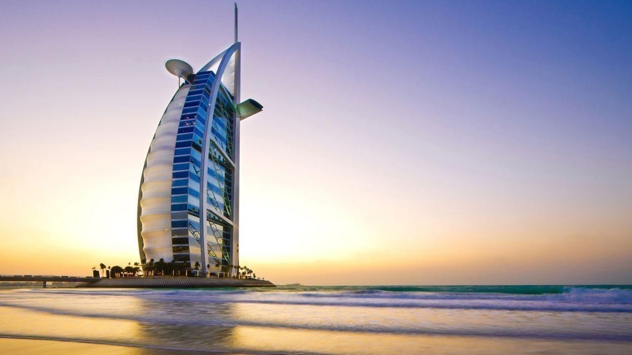 Tenants in Waterlogged UAE Areas Plan Relocation