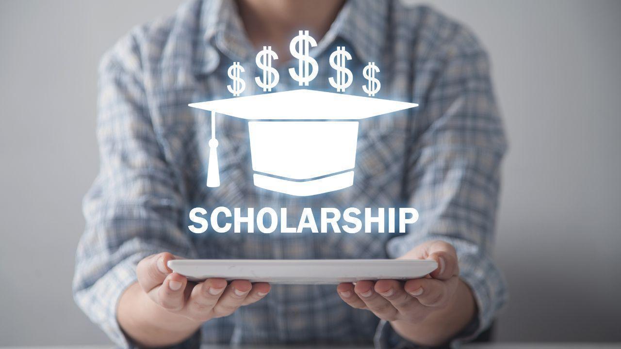 Dubai: Ministry, KHDA partner to support scholarship students' success
