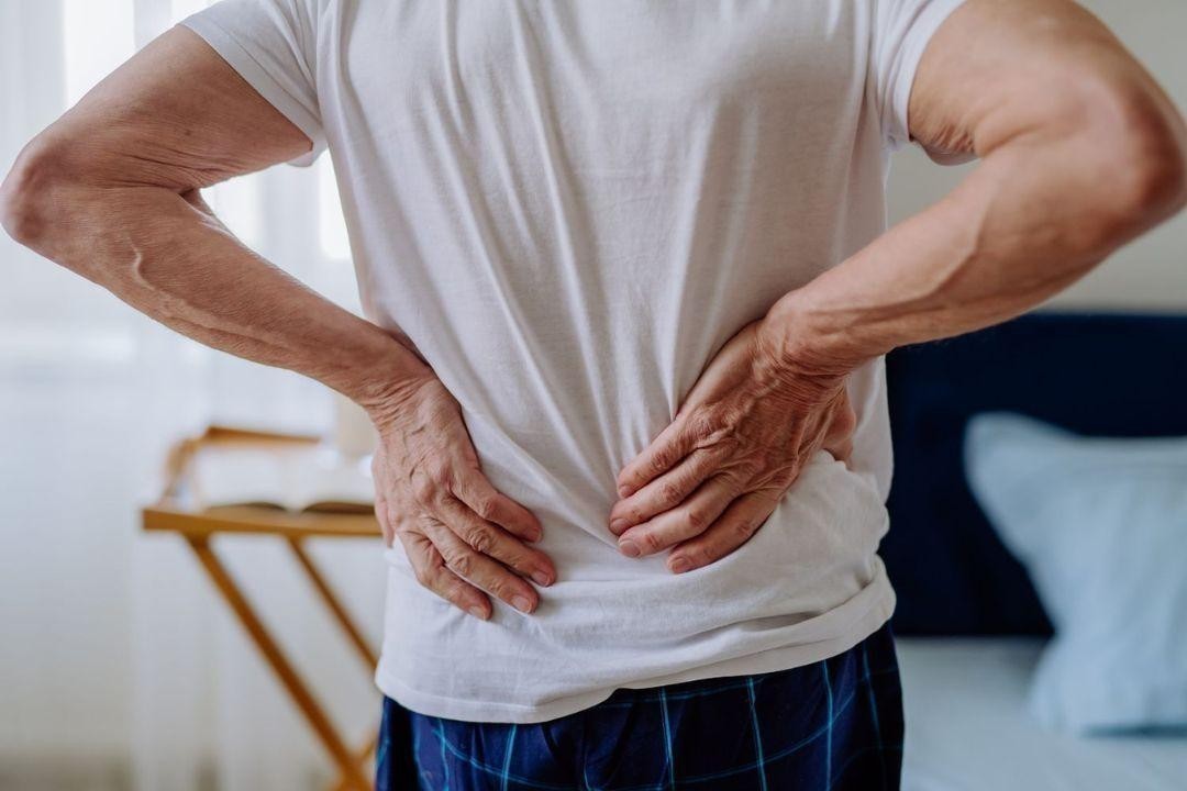 6 Easy Home Remedies to Fix Lower Back Pain Fast
