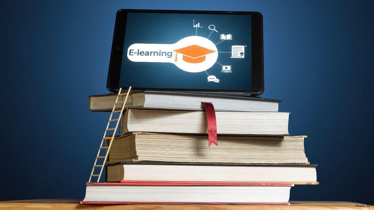8 Compelling Reasons to Choose an Online Degree Program