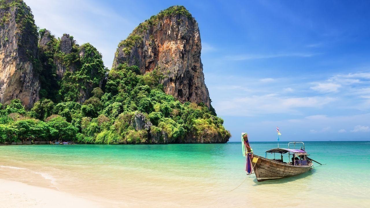 Thailand, Kazakhstan Sticker Visa Waiver Deal to Boost Tourism
