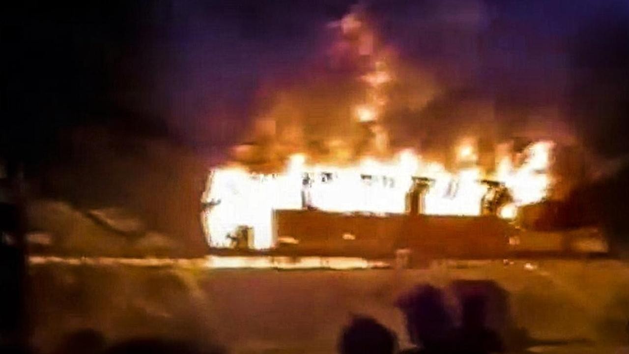 Bus carrying devotees catches fire in Haryana 9 burnt to death.