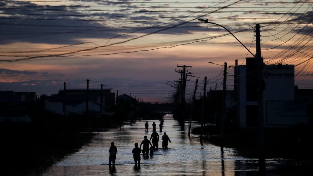 Musk Donates 1,000 Starlink Terminals to Brazil Flood Rescuers