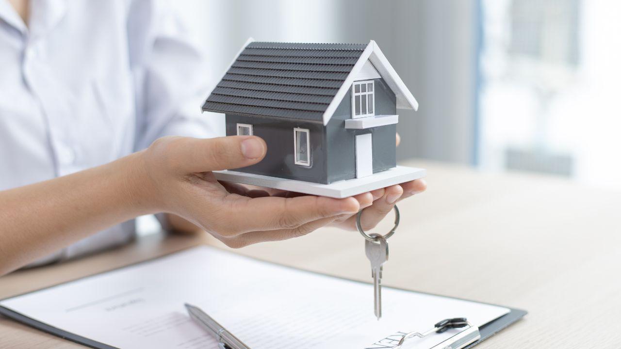 Top 5 Mutual Funds Riding India’s Real Estate Boom in 2025