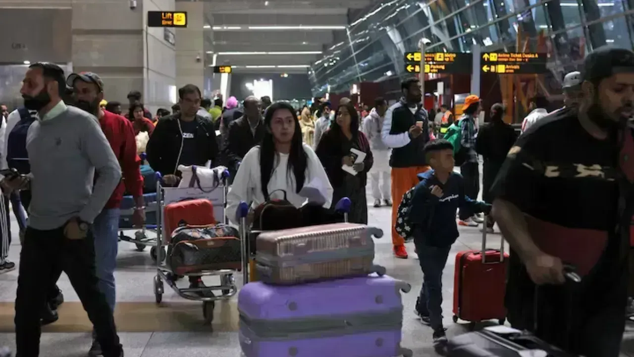 Operation Sindhu: 517 Indians Evacuated from Iran, Mission Now Includes Nepalese & Sri Lankan Nationals