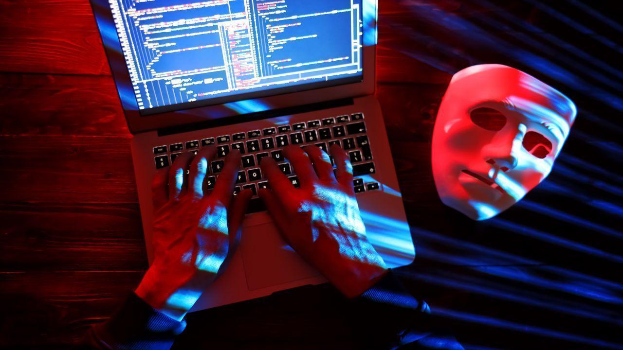 Emirates Society Warns Against Fake Websites Asking Fees for Complaints
