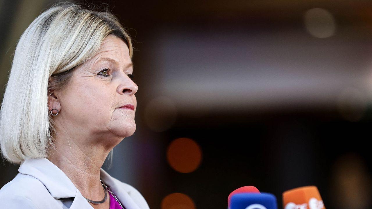 Austria Stays Neutral Rules Out NATO Membership Amid Ukraine War