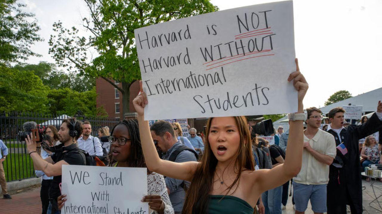 Trump’s Chinese Student Policy Faces Resistance in US Congress
