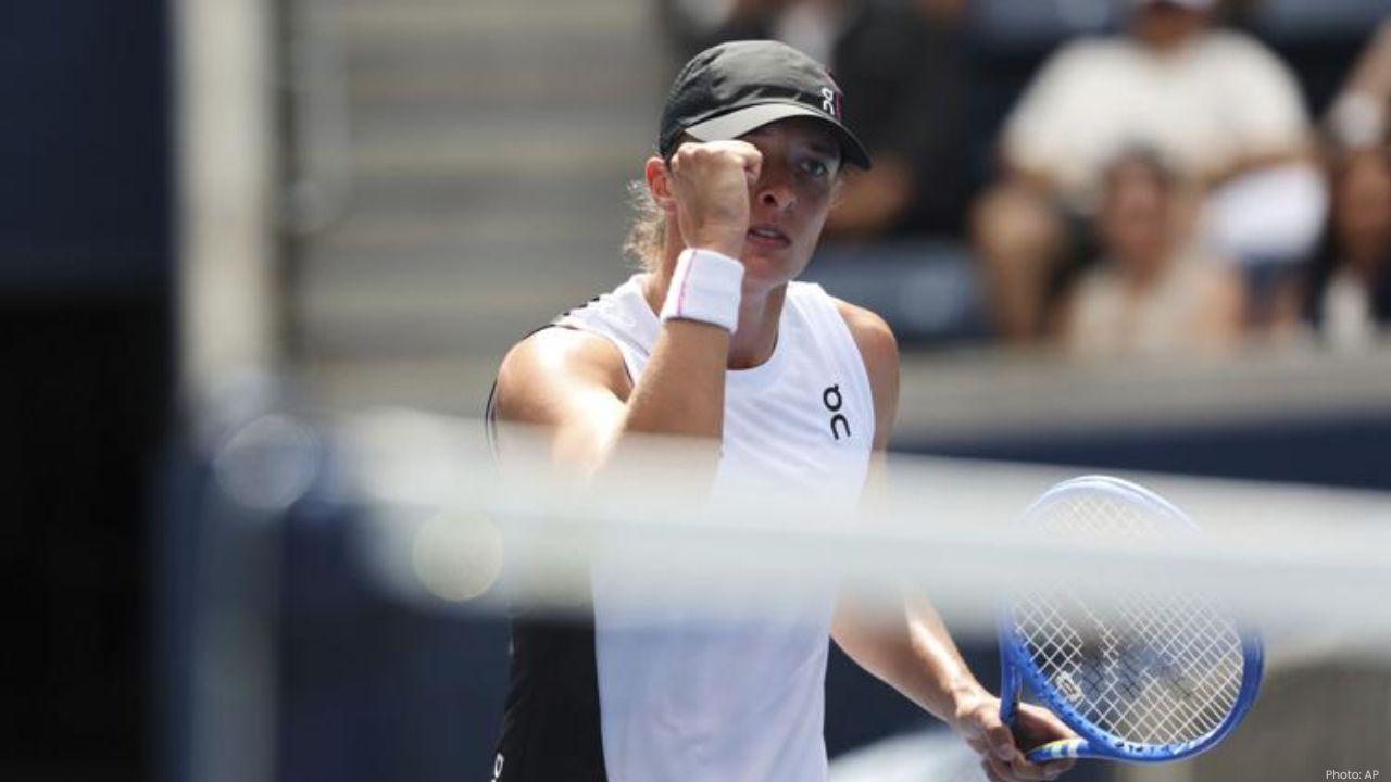 Naomi Osaka & Iga Swiatek Reach US Open Quarterfinals 2025