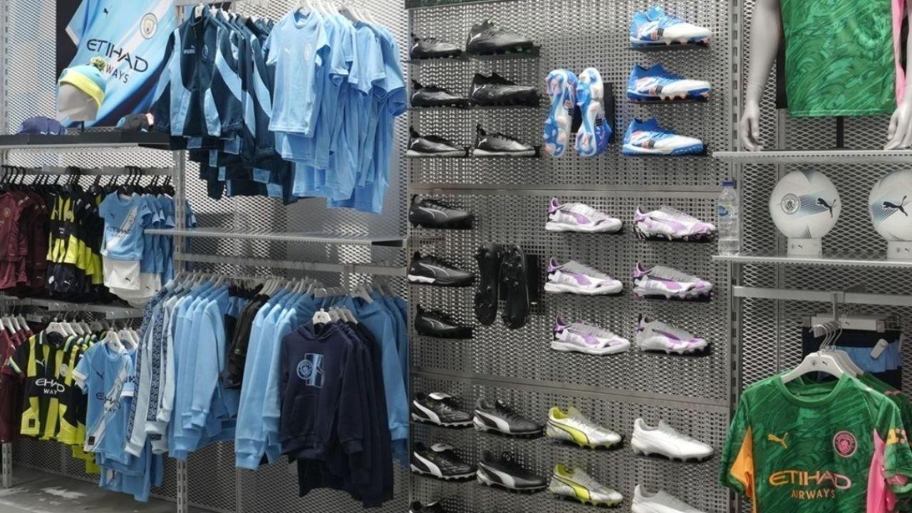 Manchester City Opens Official City Store at Dubai Mall