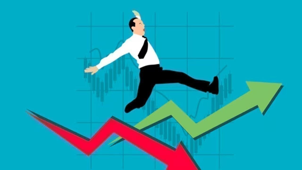 Boeing Shares Drop After Ahmedabad Crash: Should You Buy, Sell, or Hold?