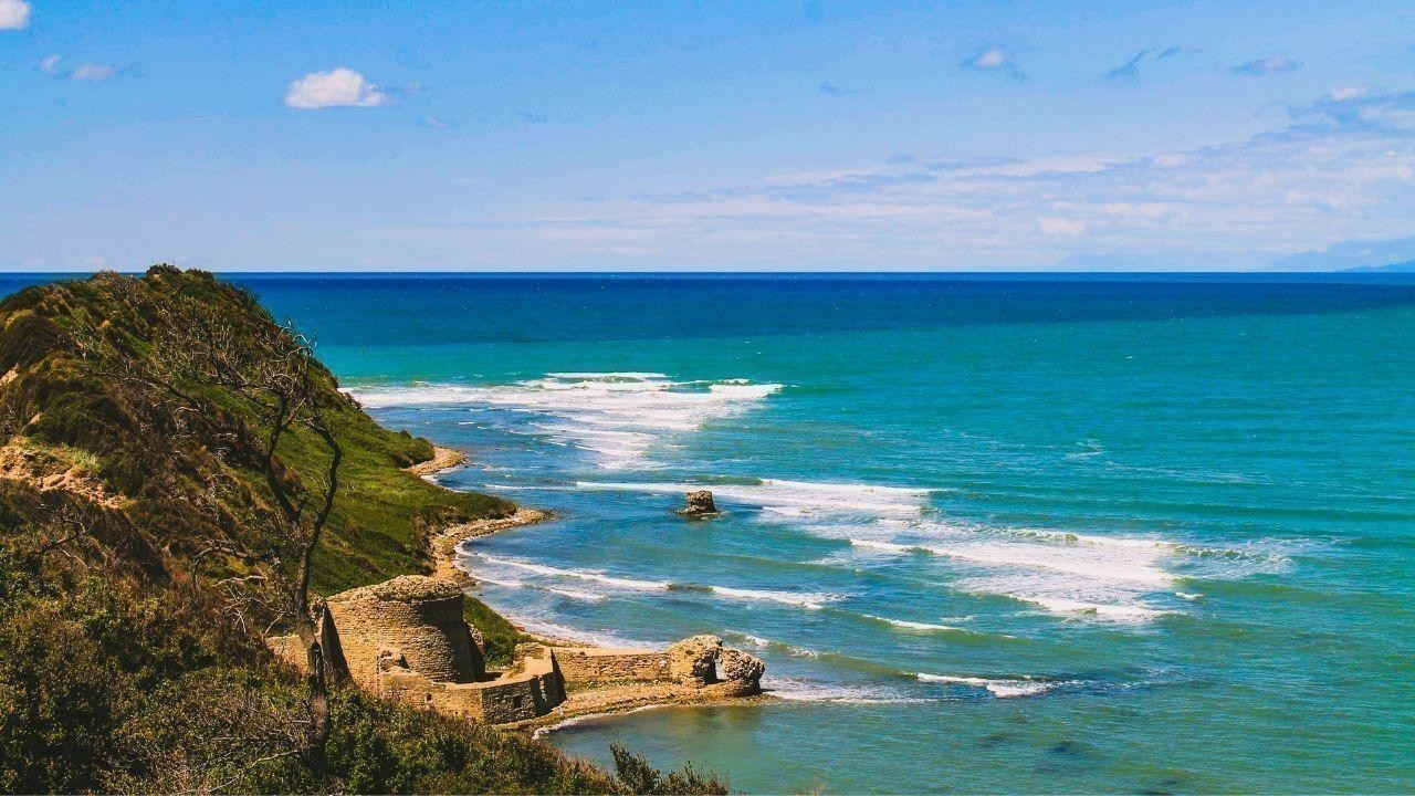 7 New Travel Trends That Will Change How People Travel in 2025 7 New Travel Trends That Will Change How People Travel in 2025