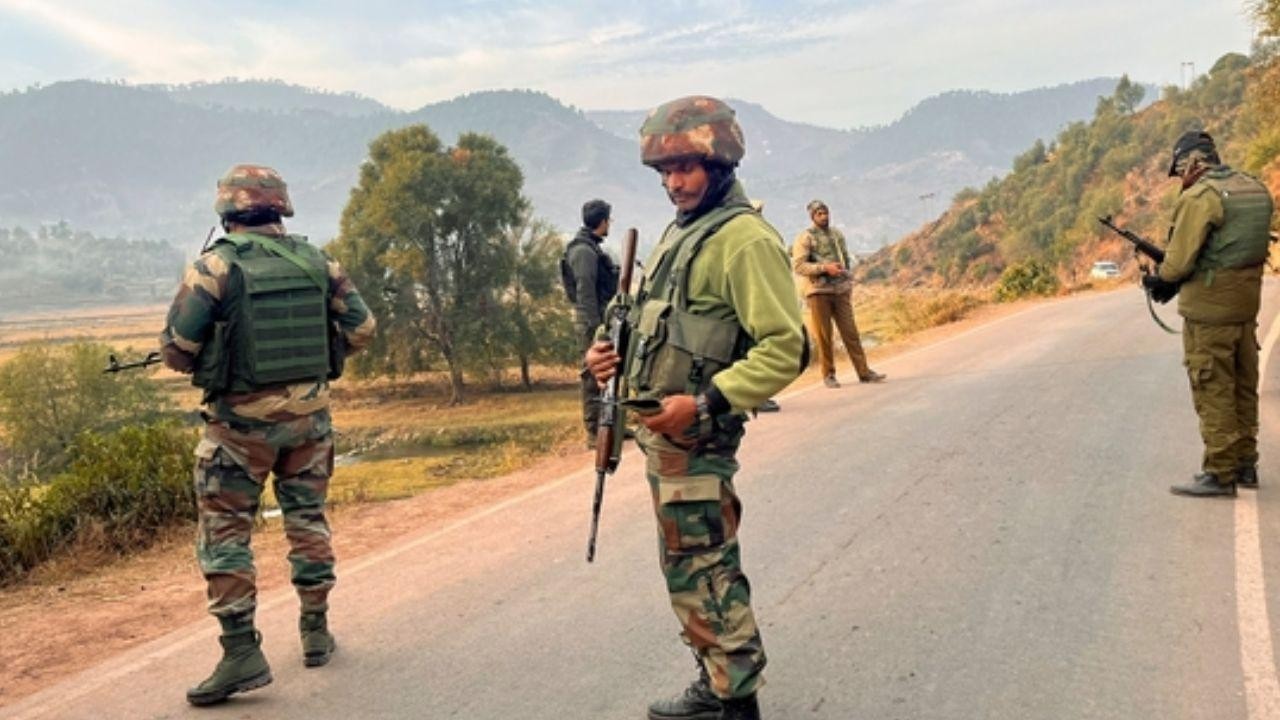 Army Stops Major Infiltration on LoC, Captures Pakistani Guide