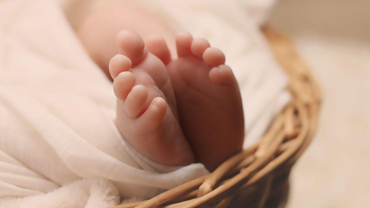 China Offers Cash to Parents to Fight Falling Birth Rate