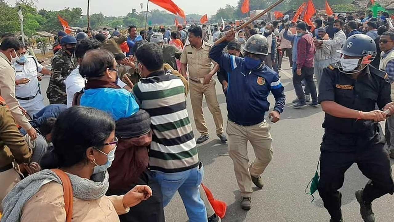 Bharat Bandh Today: Protests in Major Bengal Cities, Roads Blocked