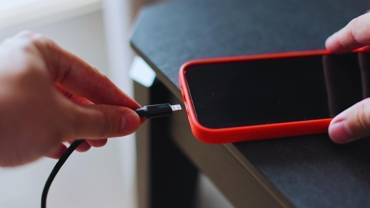 New Phones That Charge in 10 Minutes Flat: The Future of Fast Charging New Phones That Charge in 10 Minutes Flat: The Future of Fast Charging