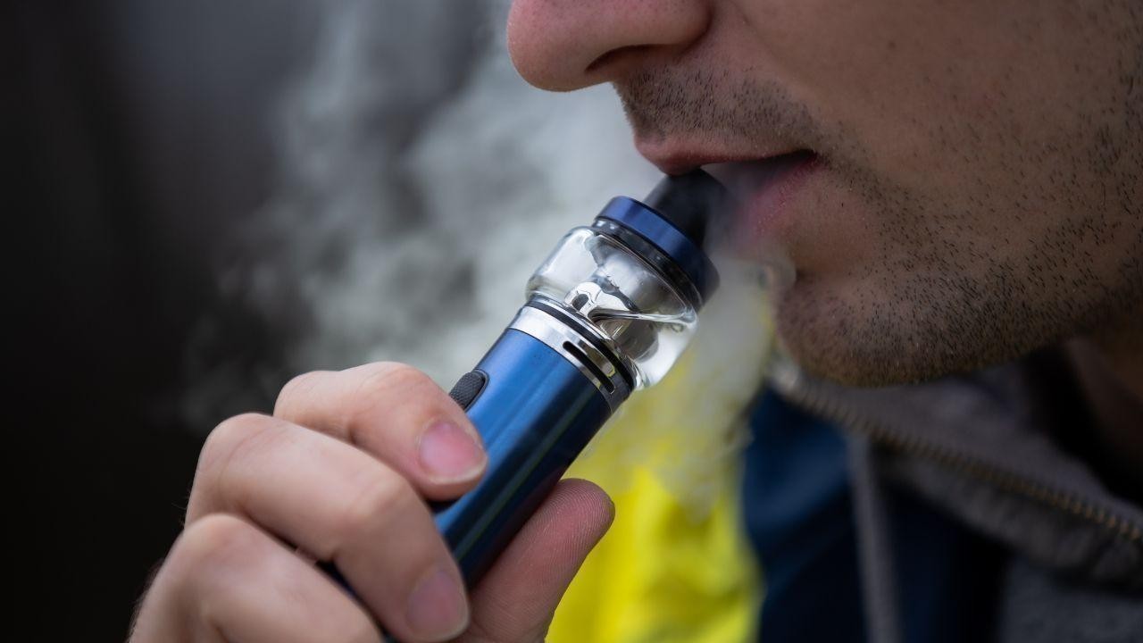 Vaping Drops Among Australian Teens After New Government Laws