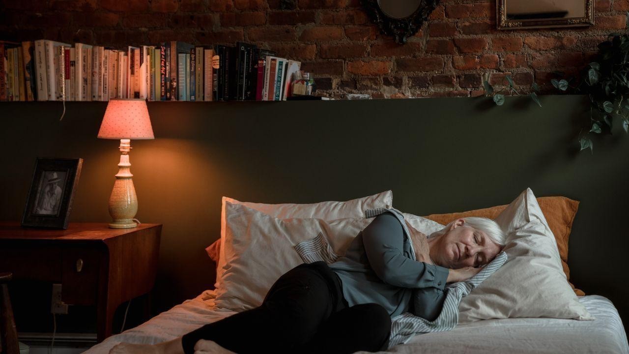 How to Stop Overthinking and Sleep Better Tonight