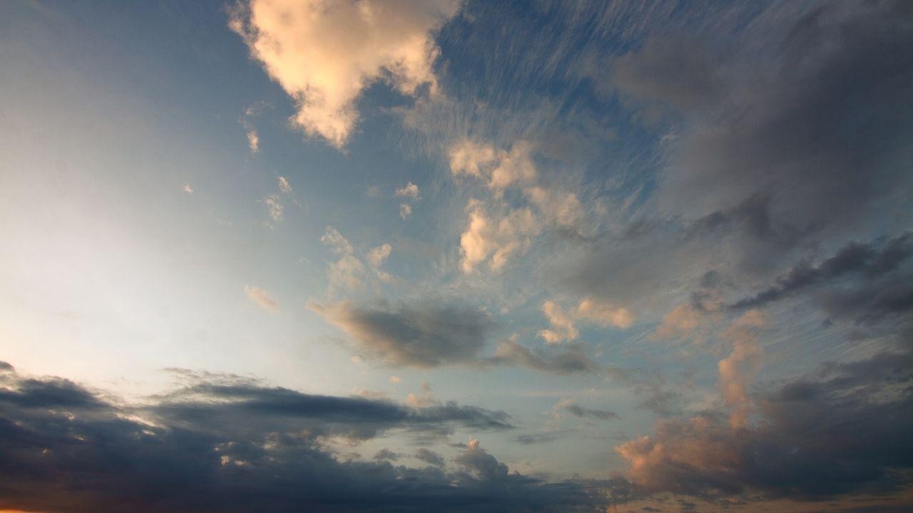 UAE Weather Update: Rain, Clouds, and Cooler Temperatures