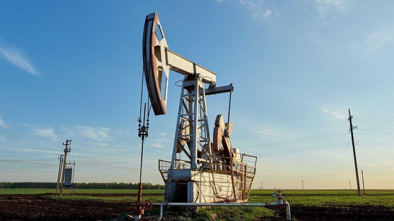 Oil Prices Jump As Trump Warns Russia Of Penalties