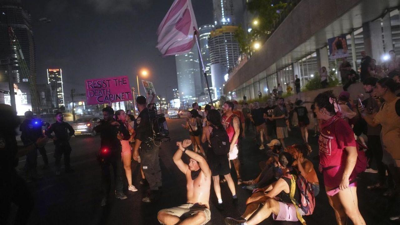 Over 100,000 Protest in Tel Aviv Against Gaza War Expansion