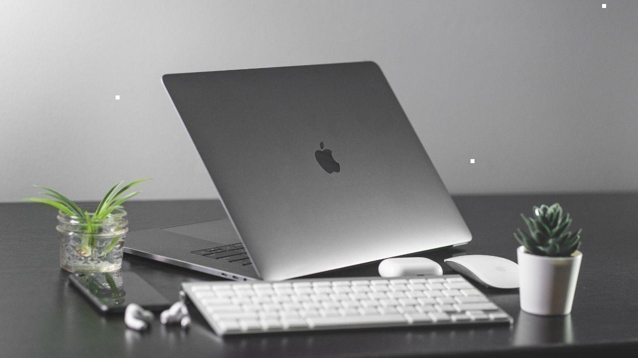 How to Choose the Right Laptop for Work or School How to Choose the Right Laptop for Work or School