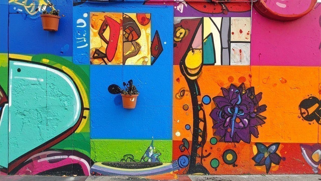 The Best Places to See Beautiful Wall and Mural Paintings