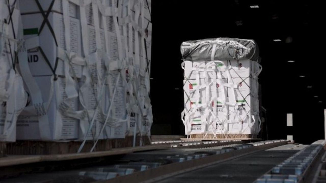 UAE Drops 81st Humanitarian Mission Over Gaza Aid Crosses 4,076 Tonnes