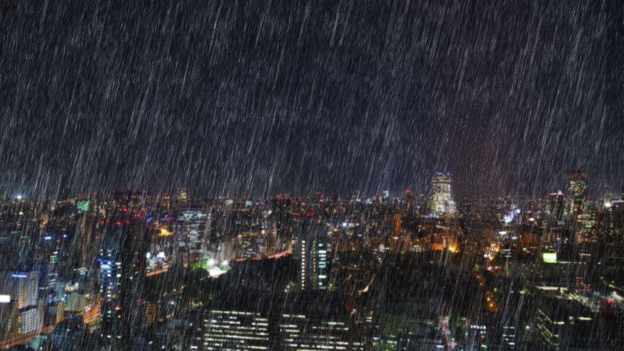 UAE Weather Alert: Heavy Rain, Hail, Thunder, and Mist Ahead