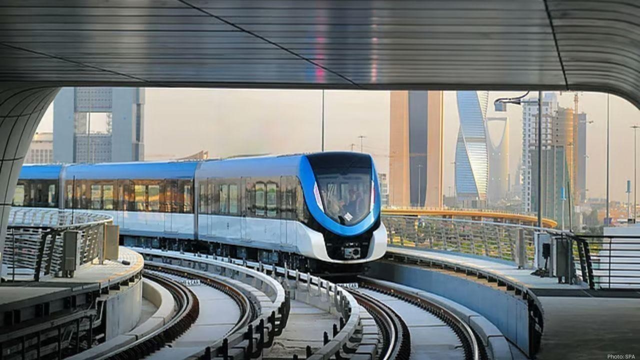 Riyadh Metro Now Starts at 5:30 AM to Serve Early Commuters