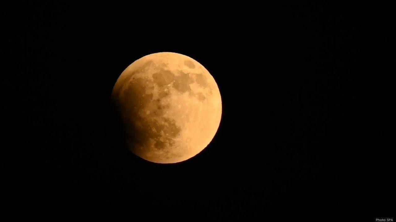 Rare Blood Moon Lunar Eclipse Dazzles Saudi Skies This Evening