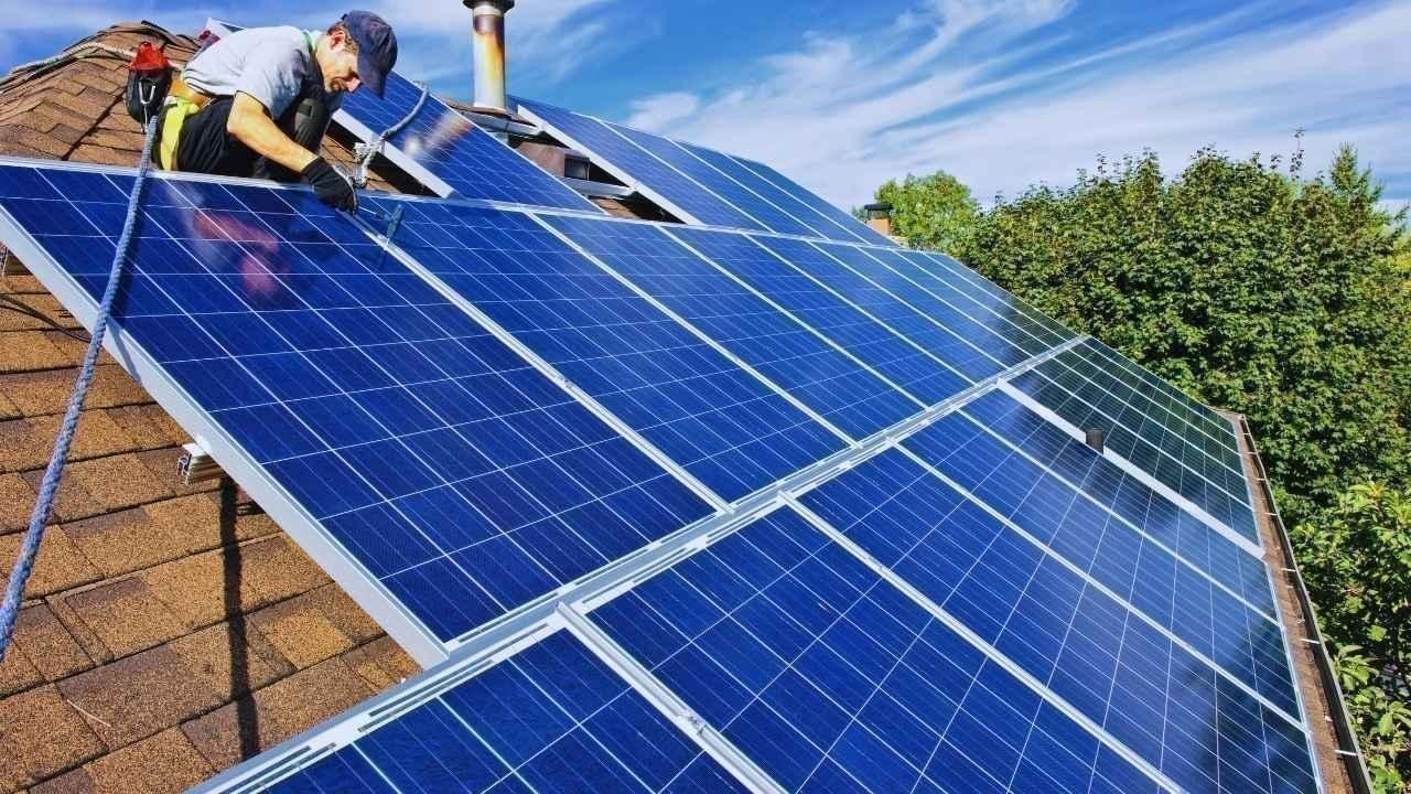 Going Greener: Solar, EVs & Zero-Waste Trends in India
