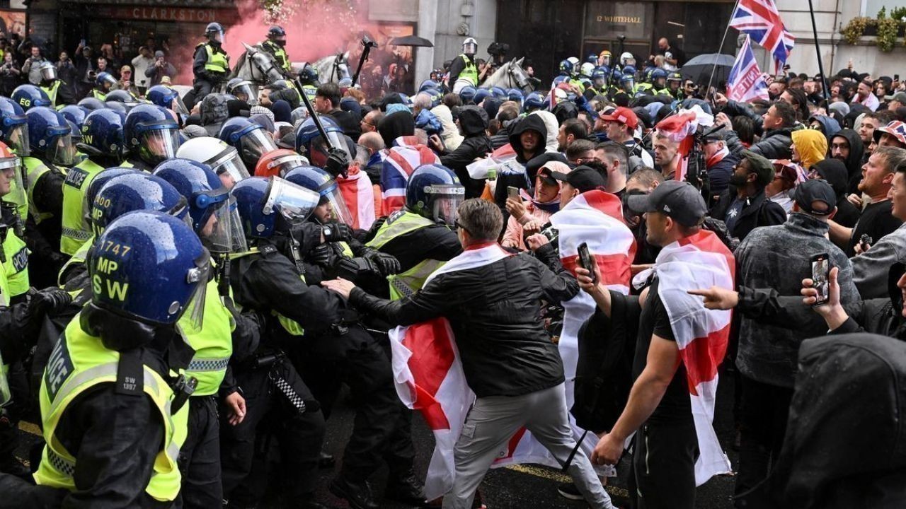 Tommy Robinson’s London Rally Turns Violent Amid Clashes