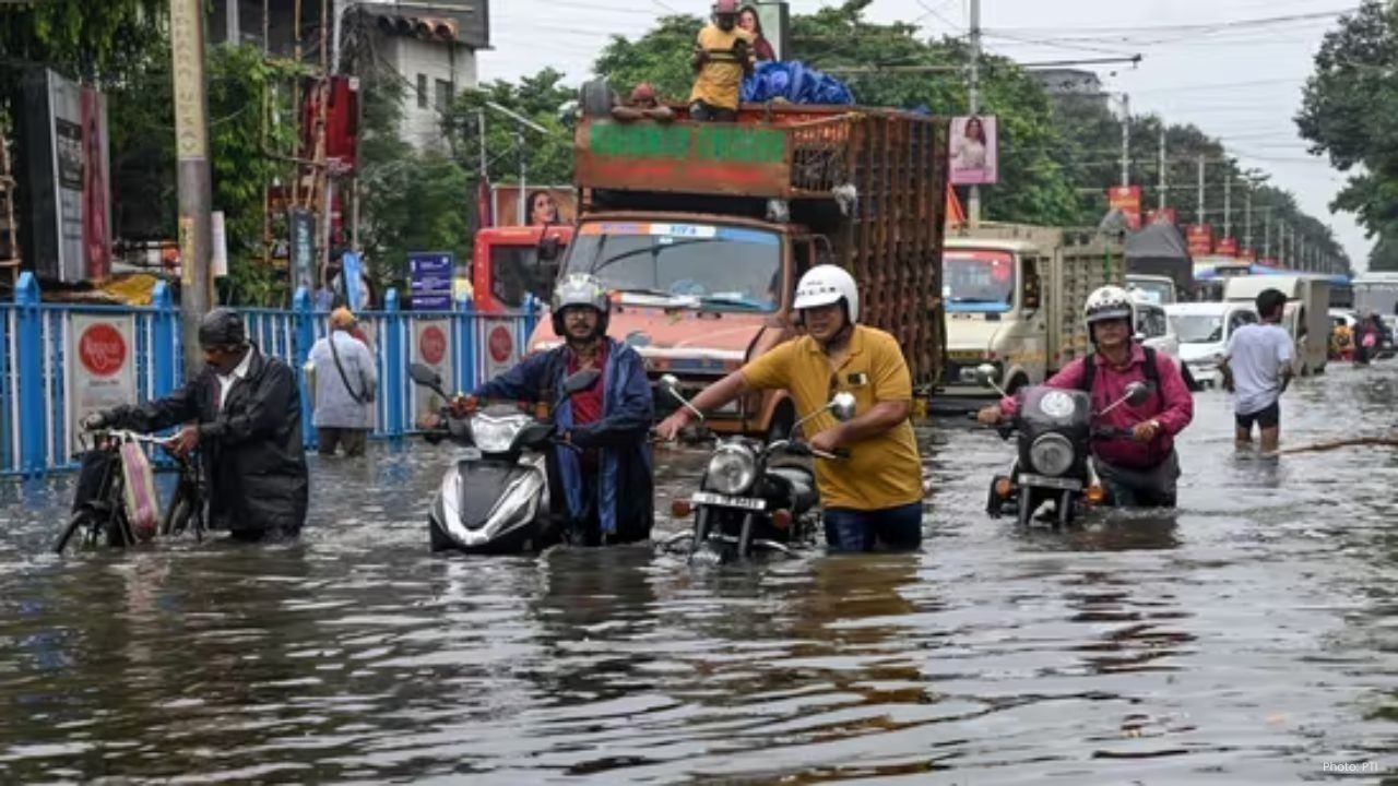Kolkata Rains: City Drowns in Deluge, Flights Cancelled