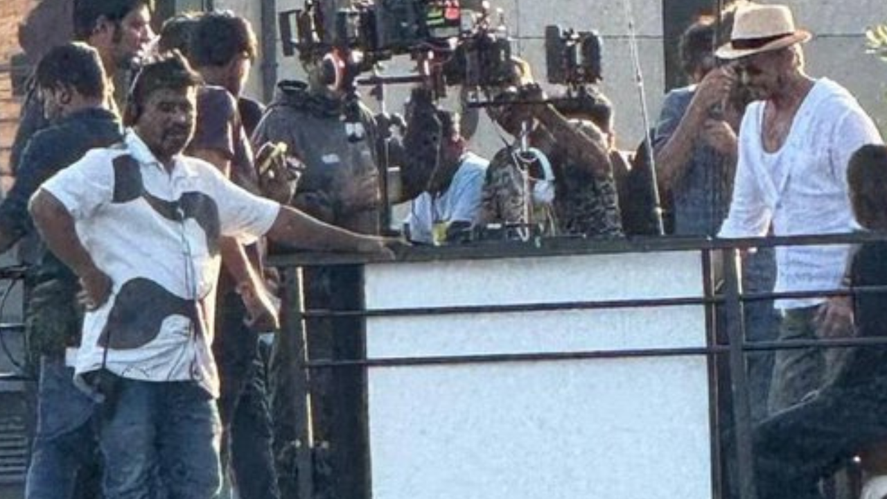 Shah Rukh Khan’s Salt-and-Pepper Look in Leaked 'King' Photos: See Here