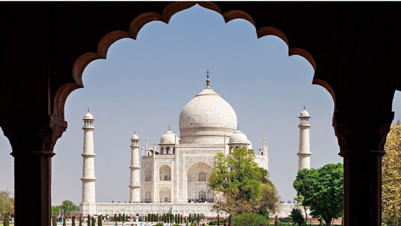 The Story Behind the Taj Mahal: Love, Legacy, and Marble Mastery