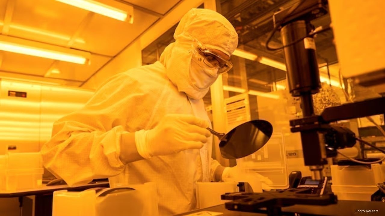 Surge in Quantum Stocks as U.S. Considers Equity Investments
