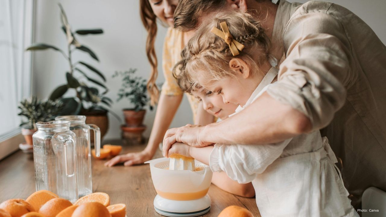 How to Make Golgappa Water at Home: Easy Recipe, Ingredients, and Health Benefits