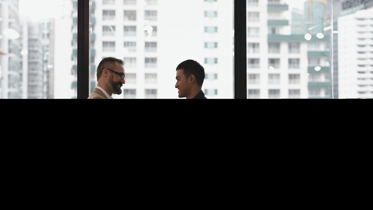 Foreign Buyer’s Checklist: 7 Legal Steps Before Investing in Oman or Bahrain